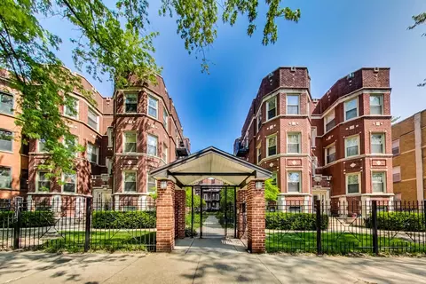1340 W Greenleaf Ave #2G, Chicago, IL 60626