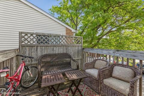 1870 Huntington Blvd #E, Hoffman Estates, IL 60169 photo 9