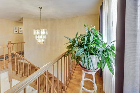 10161 Potter Rd, Des Plaines, IL 60016 photo 38