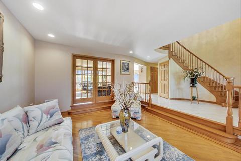10161 Potter Rd, Des Plaines, IL 60016 photo 9