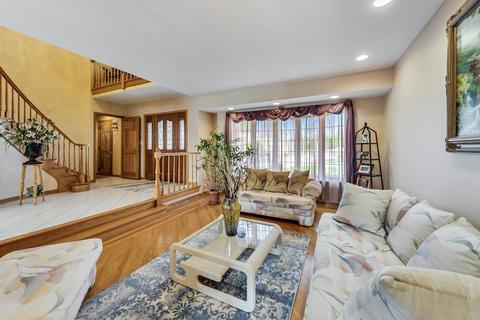 10161 Potter Rd, Des Plaines, IL 60016 photo 10