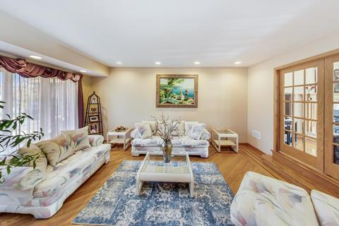 10161 Potter Rd, Des Plaines, IL 60016 photo 8