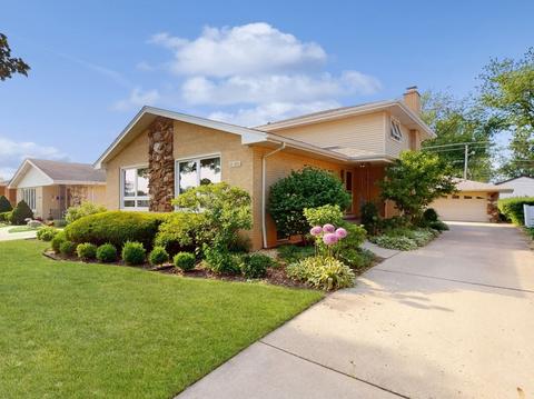 11000 Nelson St, Westchester, IL 60154