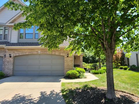 331 Club House Dr #331, Bloomingdale, IL 60108