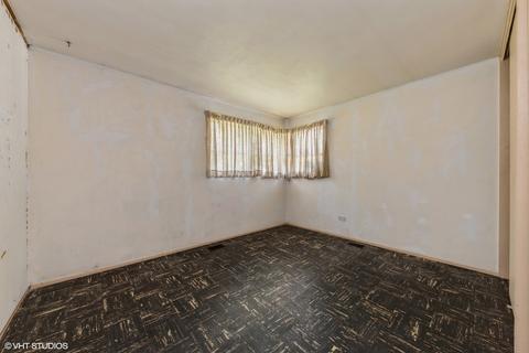 2108 Flicker Ln, Rolling Meadows, IL 60008 photo 5
