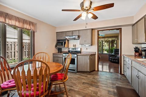 3607 Wren Ln, Rolling Meadows, IL 60008 photo 6