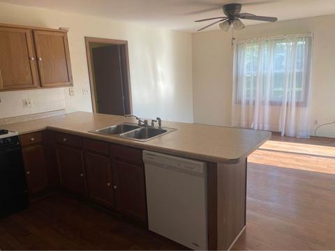 3121 W Lorient Dr, Mchenry, IL 60050 photo 14