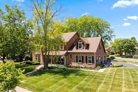 1796 Schillerstrom Ct, Wheaton, IL 60189