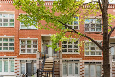 855 W Erie St #106, Chicago, IL 60642