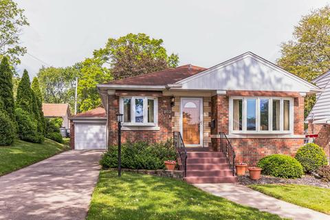 18068 Exchange Ave, Lansing, IL 60438