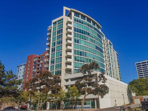 1570 Elmwood Ave #601, Evanston, IL 60201
