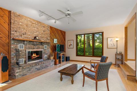 1214 Timber Dr, Sleepy Hollow, IL 60118 photo 10