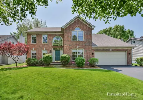 1532 Oswego Rd, Naperville, IL 60540