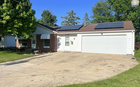 908 S Congress Ave, Polo, IL 61064