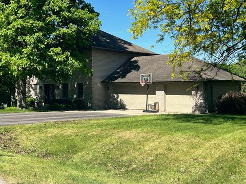 8481 Winnebago Ln, Byron, IL 61010