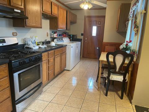 216 W Wayne Pl, Wheeling, IL 60090 photo 4