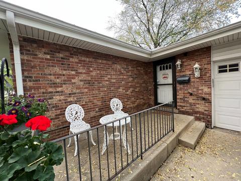 Undisclosed, Mount Prospect, IL 60056 photo 2