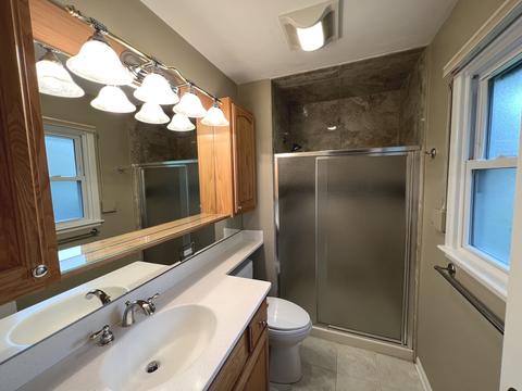 Undisclosed, Mount Prospect, IL 60056 photo 13