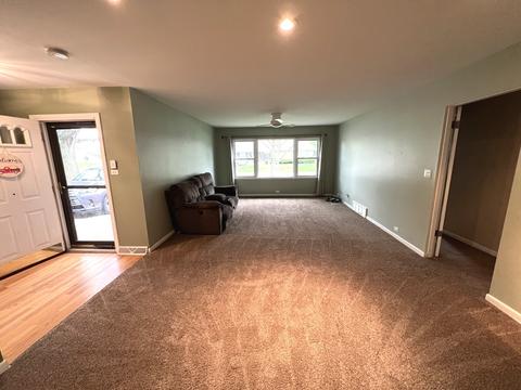 Undisclosed, Mount Prospect, IL 60056 photo 5