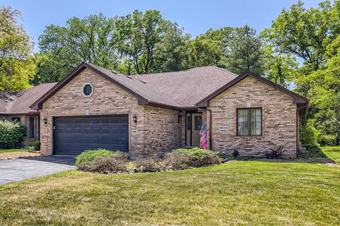18626 Forest View Ln, Lansing, IL 60438