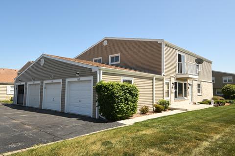 7969 163rd Pl #15, Tinley Park, IL 60477