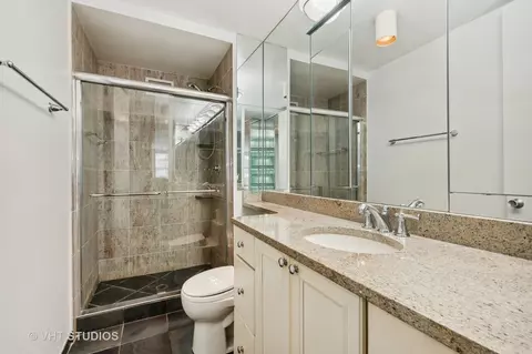 200 E Delaware Pl #14A, Chicago, IL 60611 photo 20