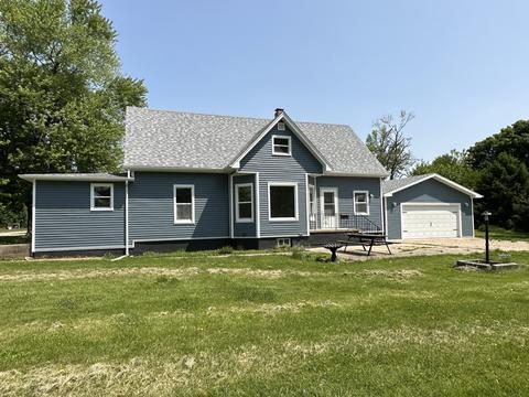 201 4th Ave, Mendota, IL 61342