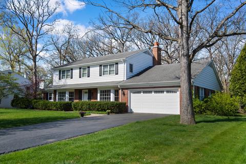 900 Timber Ln, Lake Forest, IL 60045
