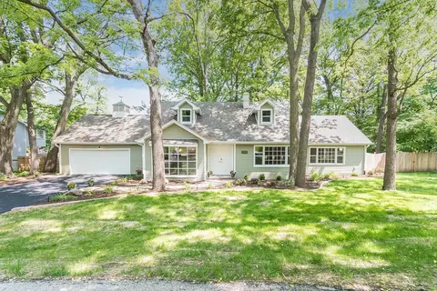 2413 Mayfair Dr, Joliet, IL 60433