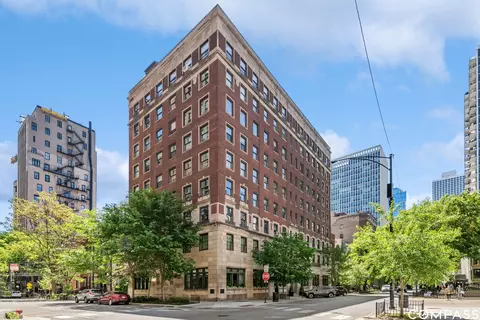 1255 N State Pkwy #2H, Chicago, IL 60610