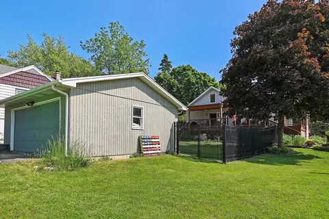 608 N Harrison St, Algonquin, IL 60102 photo 17