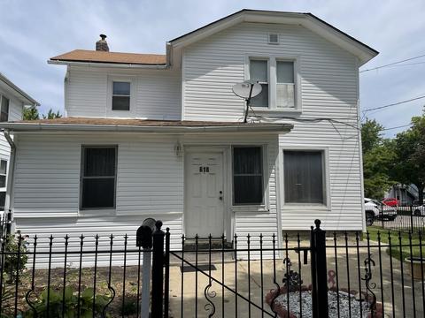 618 E Galena Blvd, Aurora, IL 60505