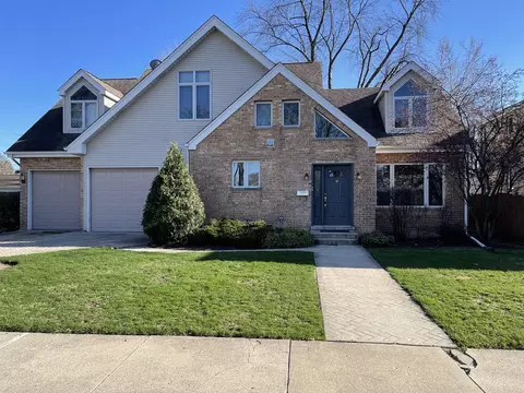 6013 S Park Ave, Morton Grove, IL 60053