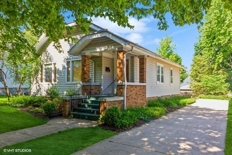 1002 N Hart St, Harvard, IL 60033