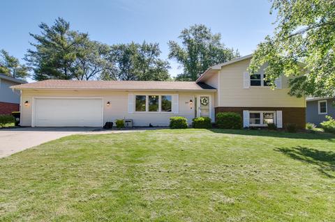 204 Cambridge Dr, Normal, IL 61761