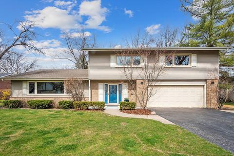 1906 Sunnyside Cir, Northbrook, IL 60062