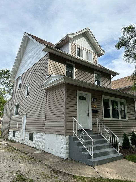 1011 S 7th Ave, Maywood, IL 60153