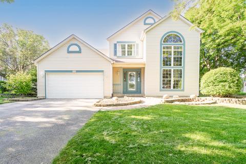 1814 Grassy Knoll Dr, Romeoville, IL 60446