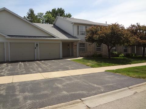 1171 N Red Oak Cir #4, Round Lake Beach, IL 60073
