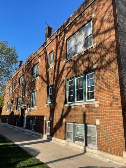 5439 W 24th St, Cicero, IL 60804