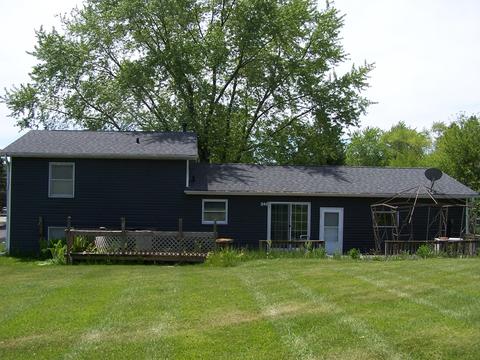 5218 W Beach Ave, Mchenry, IL 60050 photo 2