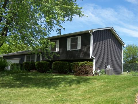 5218 W Beach Ave, Mchenry, IL 60050