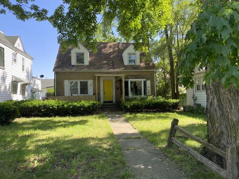 1330 E Maple St, Kankakee, IL 60901