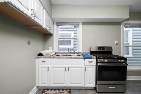 1724 Lyons St, Evanston, IL 60201 photo 16