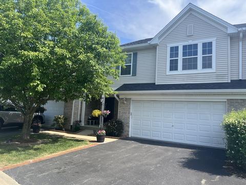 1355 Acorn Dr, Crest Hill, IL 60403