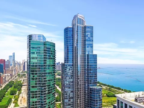 1201 S Prairie Ave #5106, Chicago, IL 60605