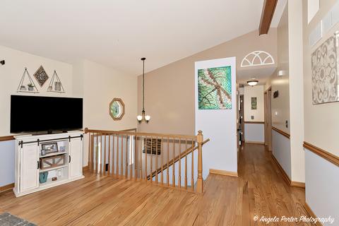 622 Tanglewood Trl, Mchenry, IL 60050 photo 18