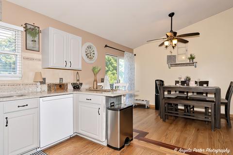 622 Tanglewood Trl, Mchenry, IL 60050 photo 24