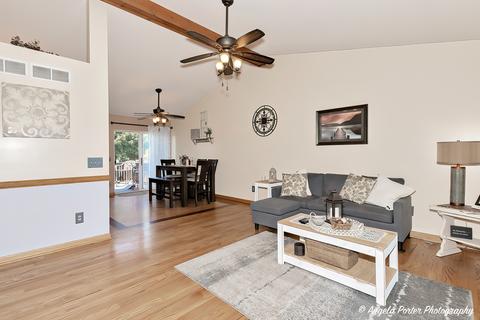 622 Tanglewood Trl, Mchenry, IL 60050 photo 19
