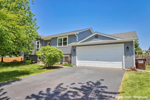 622 Tanglewood Trl, Mchenry, IL 60050